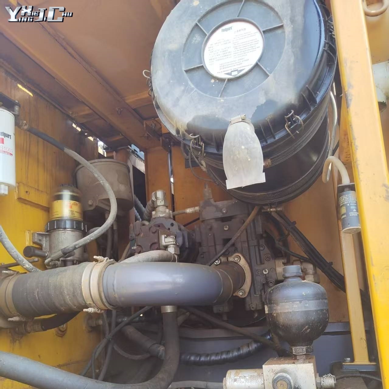 How Does A Rotary Drilling Rig Operate in Complex Strata