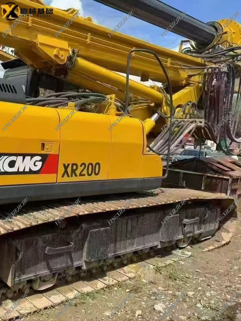  XCMG XR200 Sturdy Reliable Flexible Crawler Mounted Portable Piling Rig