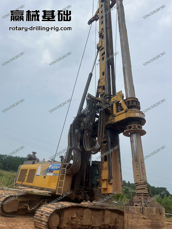 Fast return on investment Durable and valuable XR240E Rotary Drilling Rig