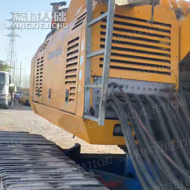 Efficient Stable & High-precision Construction BG26 Rotary Drill Rig