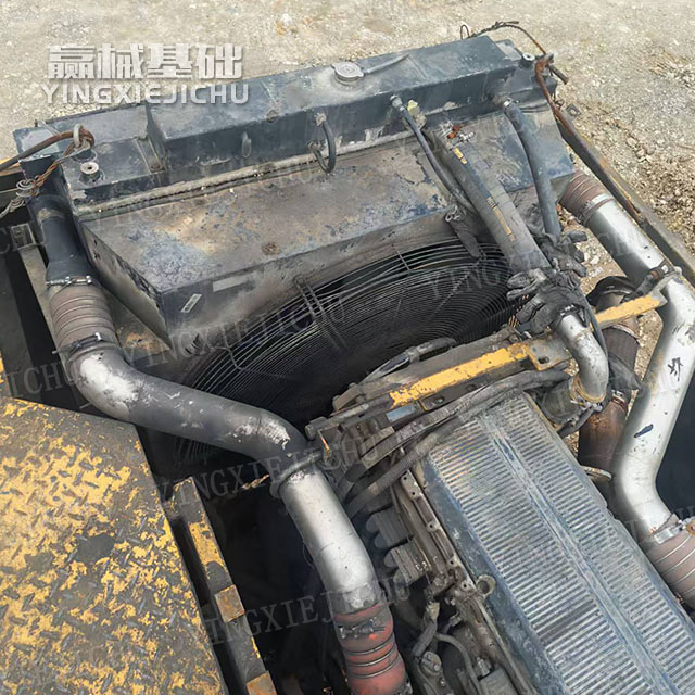 Improve construction accuracy Centralized lubrication XR400E Rotary Drill Rig