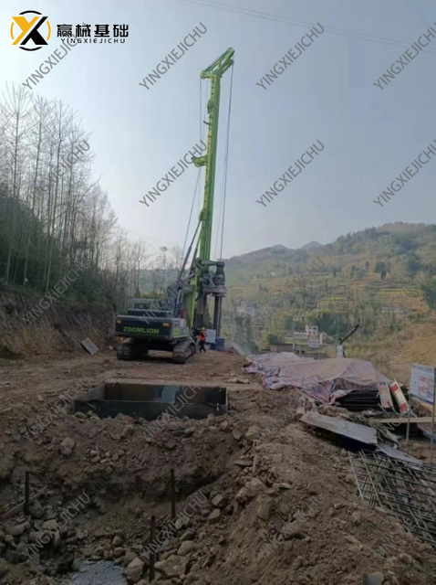 ZOOMLION ZR220 Huge Discount Factory Direct Sale Rotary Drilling Rig