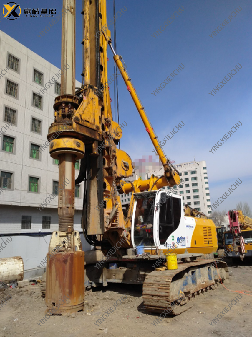 BAUER BG26 Second-hand Competitive Price Rotary Drilling Rig