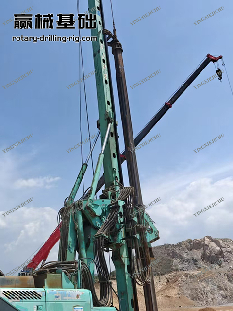 Work efficient&energy-saving SD22 Rotary Drilling Rig