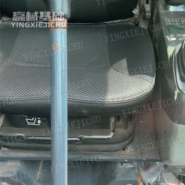 High overall efficiency Single-hole efficiency is high XR400E Rotary Drill Rig