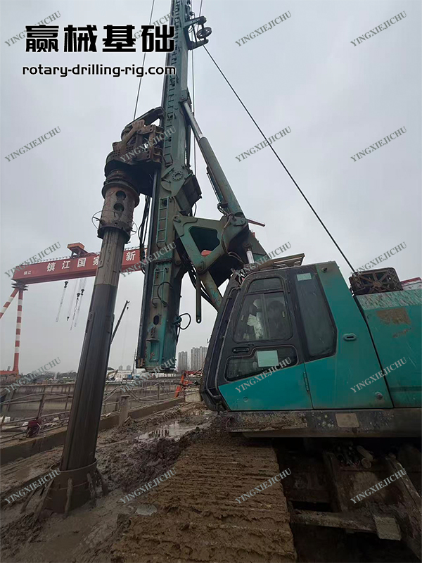 High overall efficiency Quick scheduling Precise alignment with holes SWDM280 Rotary Drill Rig