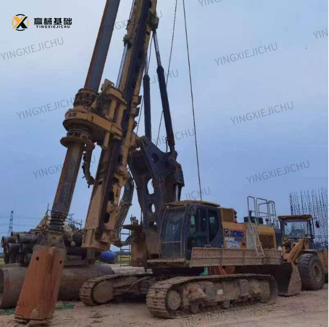 Used Rotary Drilling Rig Drill Holes in The Well Construction Machine SANY SR200E Crawler Rotary Drilling Rig