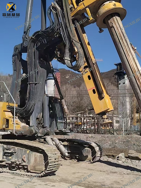 Low Price Hot Sale Efficiency High Durable Second-hand Rotary Drilling Rig 400E