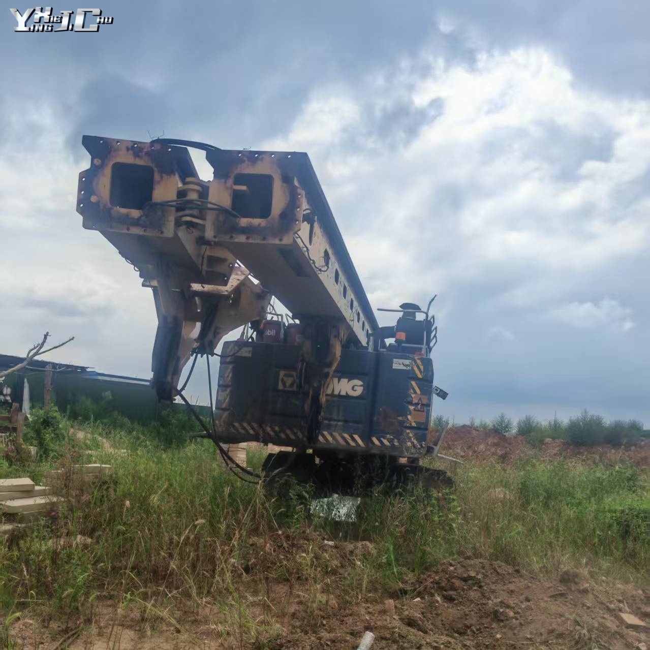 How To Protect The Engine of A Rotary Drilling Rig？