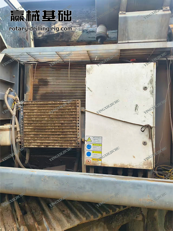 Strong stability Automatic hole alignment Reinforcement of key structures ZR220 Rotary Drill Rig