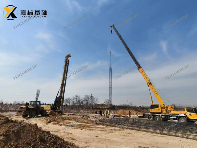 Used Rotary Drilling Rig Special Price Backhoe Loader XCMG XR168 Crawler Rotary Drilling Rig