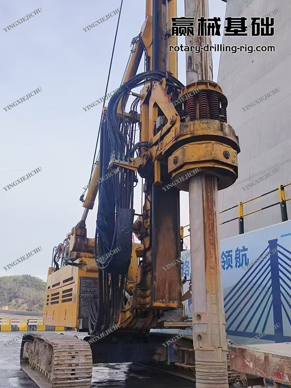 BAUER BG42 High strength High performance Rotary Drilling Rig