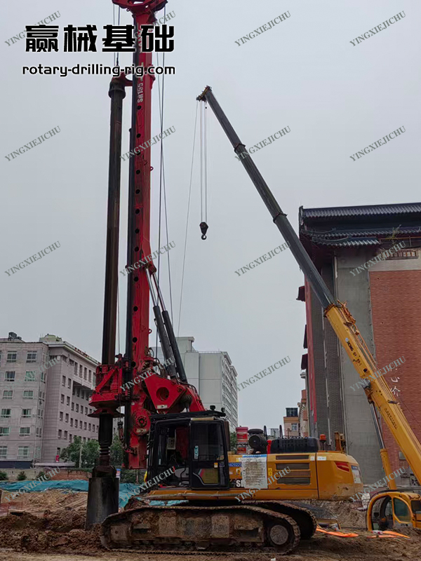 Durable structure Fast hole forming High torque deep pile SR155 Rotary Drill Rig