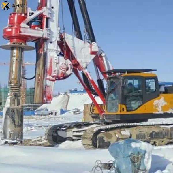 Rotary drilling rig in the snow