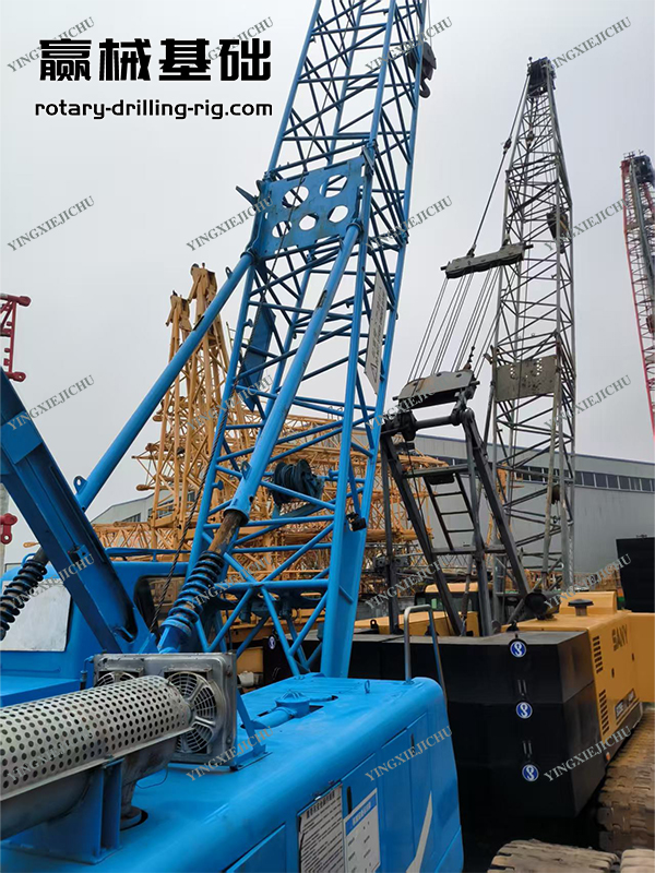 Quick Disassembly Stable on Complex Ground Precise Micro-movement QUY75 Crawler Crane