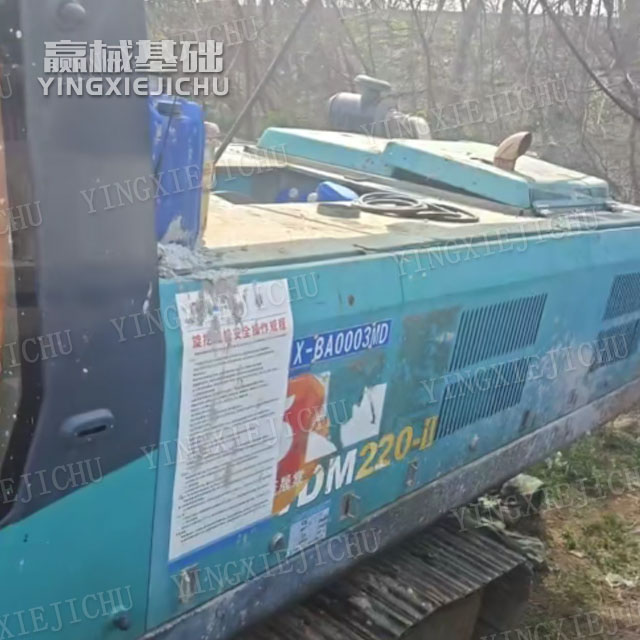 Adapt to various geological conditions SWDM220 Rotary drill rig