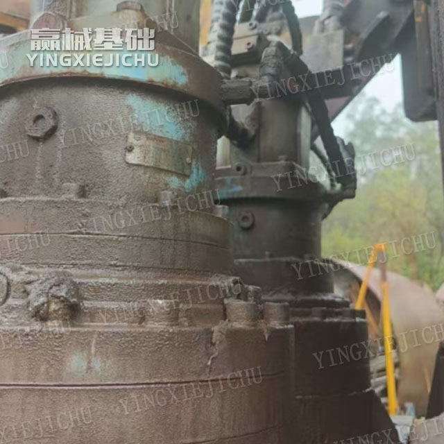 Durable structure Impact resistance centralized control XR220 Rotary Drill Rig