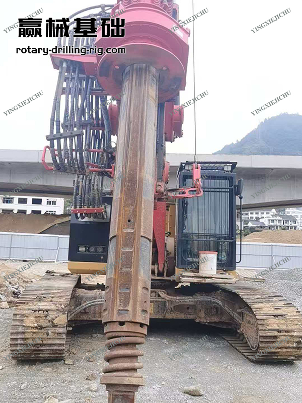 High torque deep pile Dynamic stability High overall efficiency SR165 Rotary drill rig