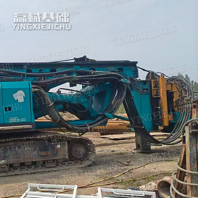Centralized lubrication Dynamic stability Fast hole forming SWDM360 Rotary Drill Rig