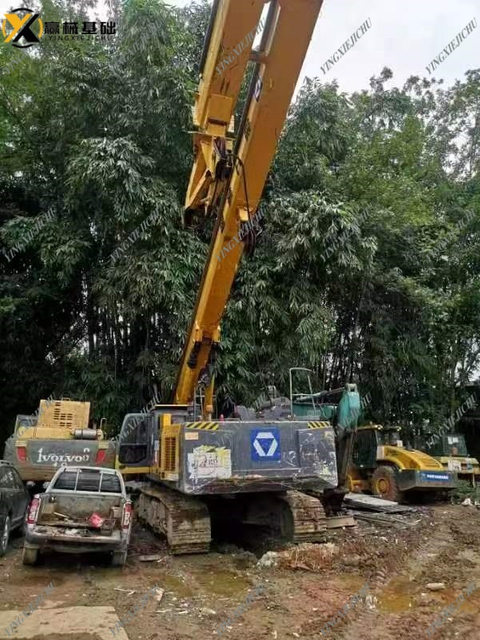 XCMG XR220 Economical Adaptable Quick Delivery Rotary Drilling Rig