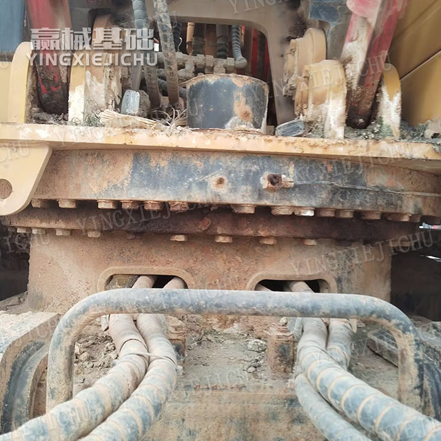 Improve construction accuracy Efficient Hydraulics SR155 Rotary Drill Rig