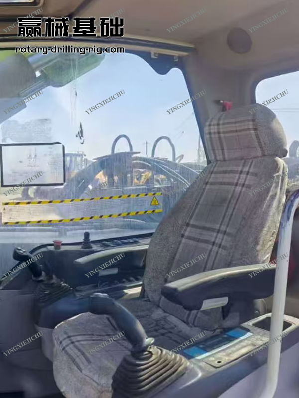 ZR160 Transport poles More stable structure Rotary Drilling Rig