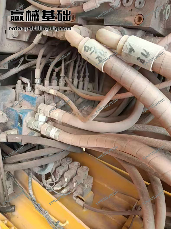 High construction efficiency higher cost performance XR240 Rotary drill rig