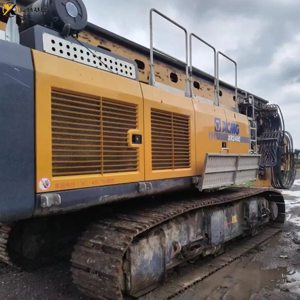 Rotary drilling rig picture