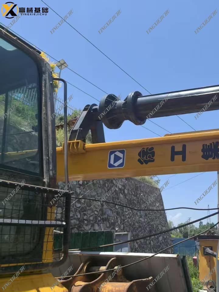  XCMG XR200 Sturdy Reliable Flexible Crawler Mounted Portable Piling Rig