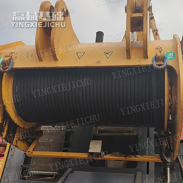 Strong Stability Dynamic Stability Efficient Hydraulics BG30 Rotary Drill Rig