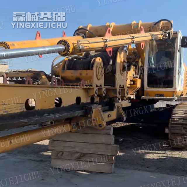 Efficient Stable & High-precision Construction BG26 Rotary Drill Rig