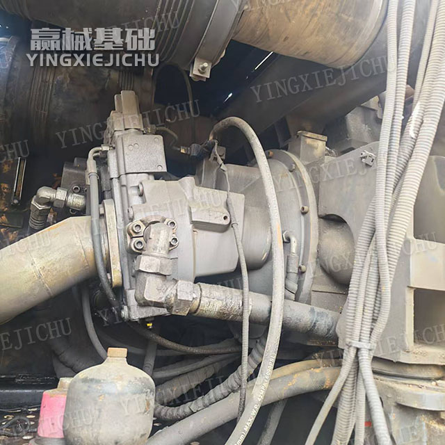 Improve construction accuracy Centralized lubrication XR400E Rotary Drill Rig