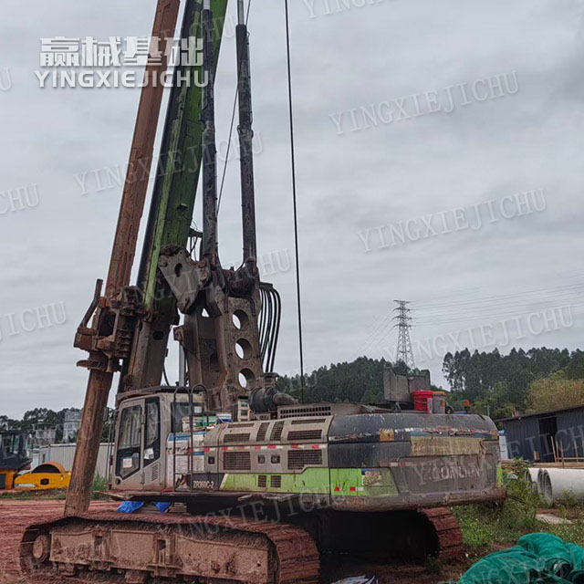 Strong impact resistance Outstanding construction capability ZR360C-2 Rotary Drill Rig