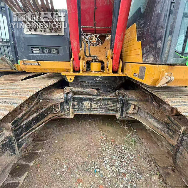 Strong stability Smooth transitions Adapt to complex strata SR205 Rotary Drill Rig