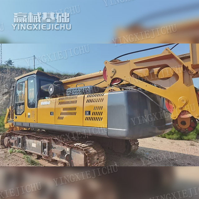 Smooth transitions Powerful performance Suitable for high-intensity operations XR150 III Rotary Drill Rig