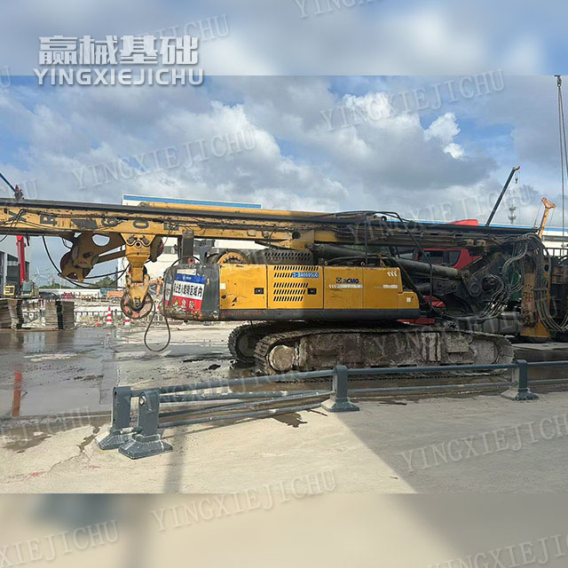 Stable hole-forming quality High torque deep pile Reliable power XR160 Rotary Drill Rig