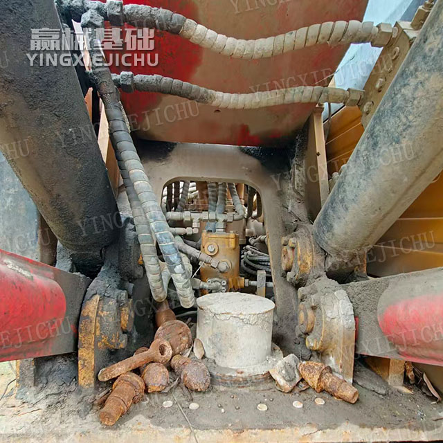 Fast dynamic response Durable structure Reliable power SR155-C10 Rotary Drill Rig
