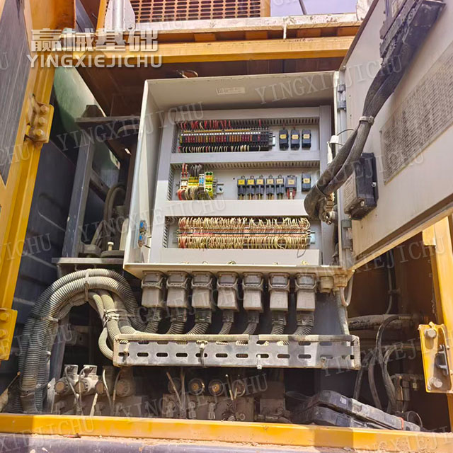 Automatic soil dumping High overall efficiency Smooth transitions SR285 Rotary Drill Rig