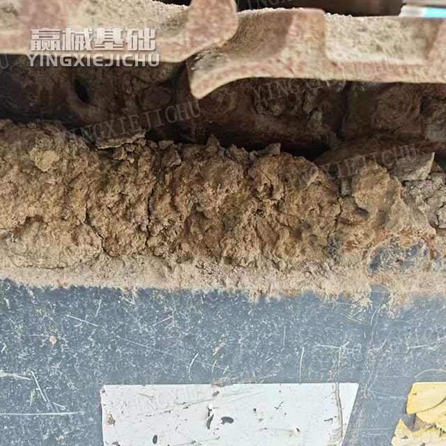 Sufficient torque Fast hole forming High loop efficiency XR138 Rotary Drill Rig