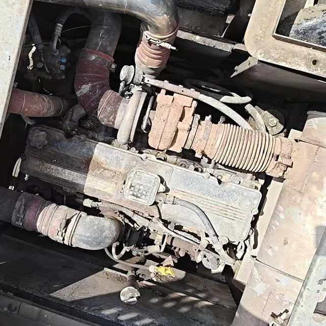 Smooth transitions Efficient Hydraulics Quick action response ZR240 Rotary Drill Rig