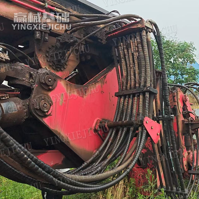 Highly adaptable Adequate power reserve Dynamic stability SR285 Rotary Drill Rig
