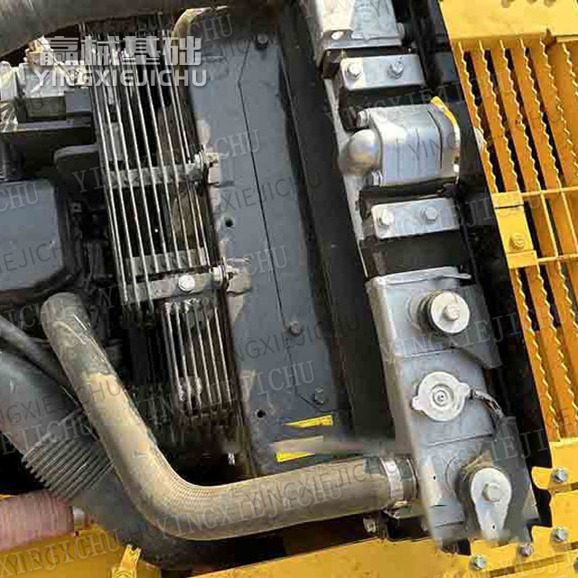 Quick Hydraulic Response High Resale Value Low Noise Komatsu PC200 Excavator