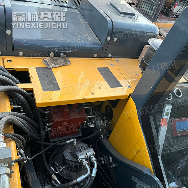 Powerful And Energetic High Speed Slag Removal From Soft Soil YCR135 Rotary Drill Rig
