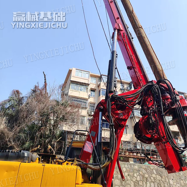Automatic hole alignment Strong construction capability SR200 Rotary Drill Rig