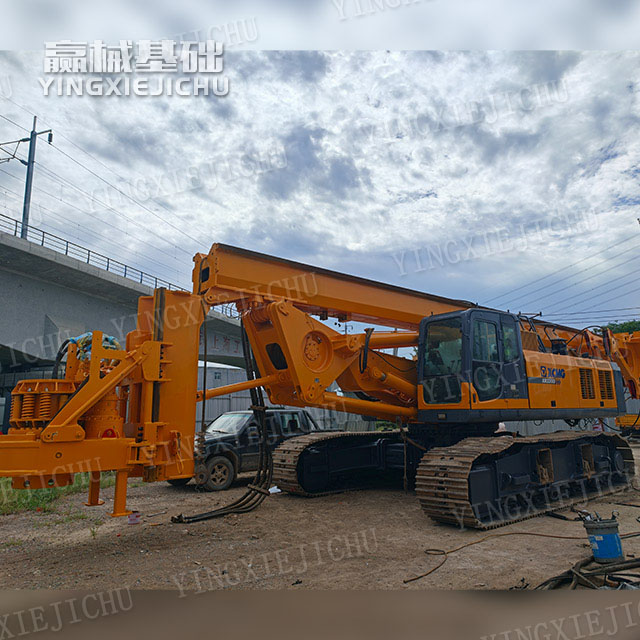 High‑power power reserve Fast dynamic response Impact resistance XR220D II Rotary Drill Rig