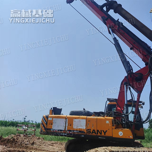 powerful in drilling Strong stability Smooth transitions SR150 Rotary Drill rig
