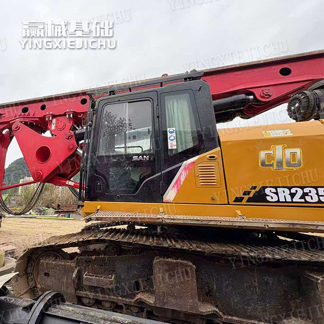 Adequate power reserve centralized control Reliable power Sr235 Rotary Drill Rig