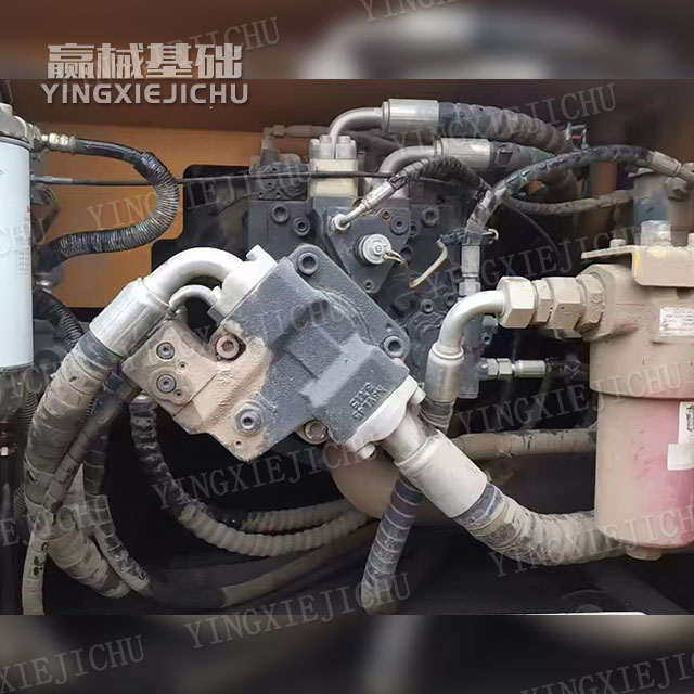 Highly adaptable Efficient Hydraulics Strong stability SR150 Rotary Drill