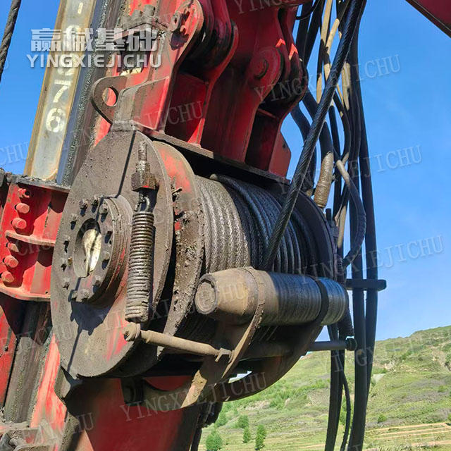 Wide construction scope Strong anti-overturning capability SR150 Rotary Drill