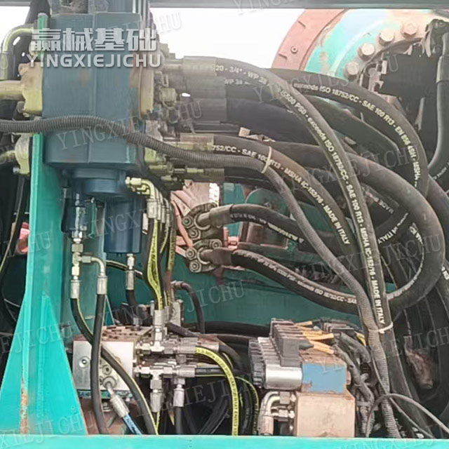 low failure rate Smooth combined movements SWDM220 Rotary drill rig